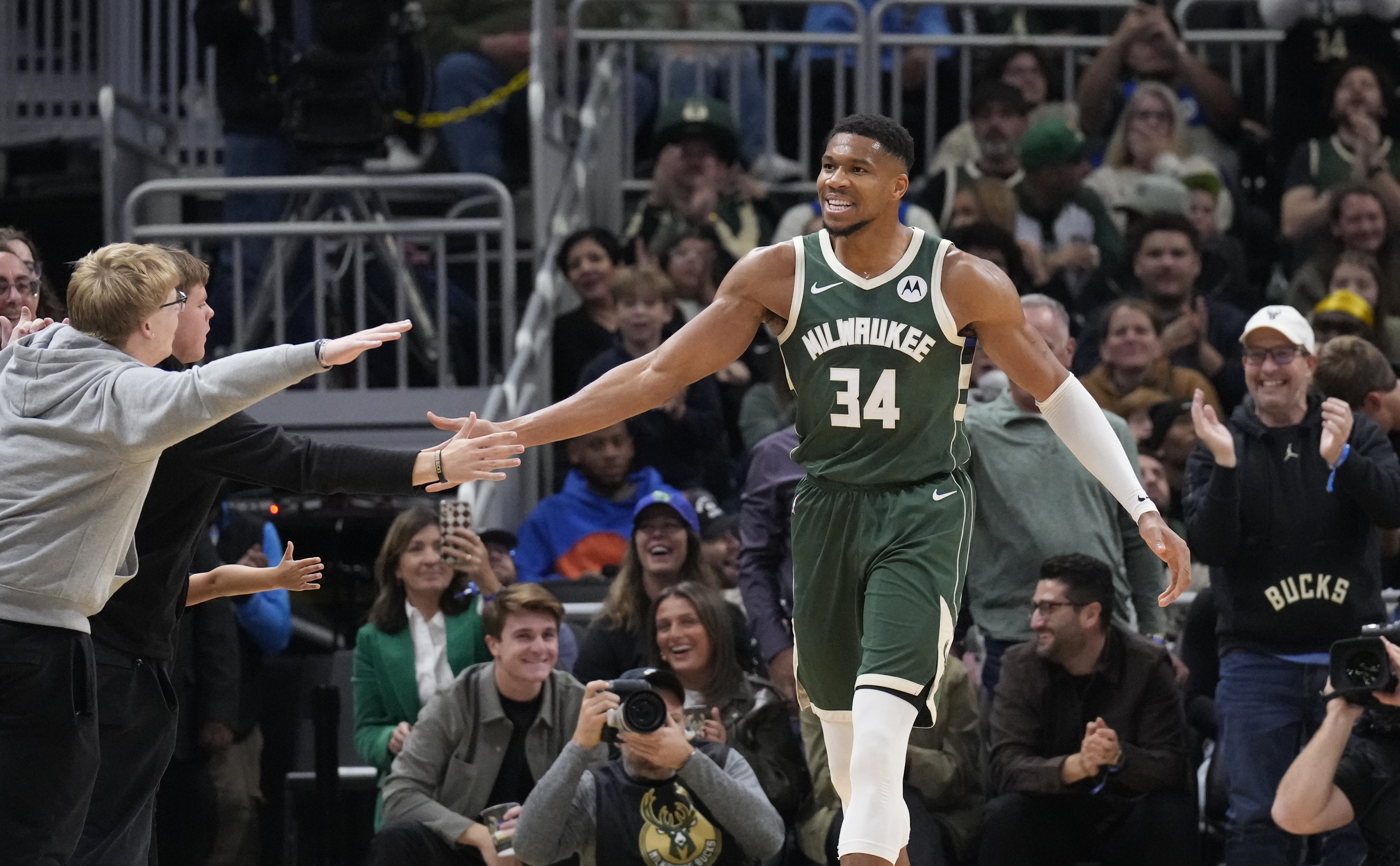得分盛宴！今日NBA兩人砍50+ NBA歷史上第25次